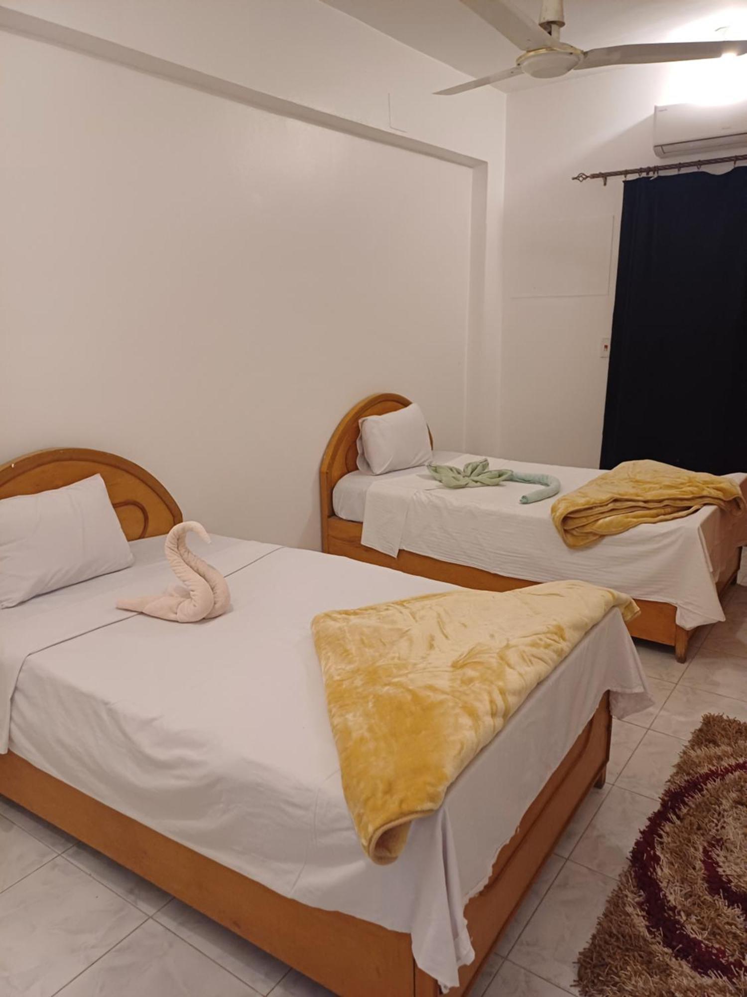 Tara Apartments Луксор Екстериор снимка