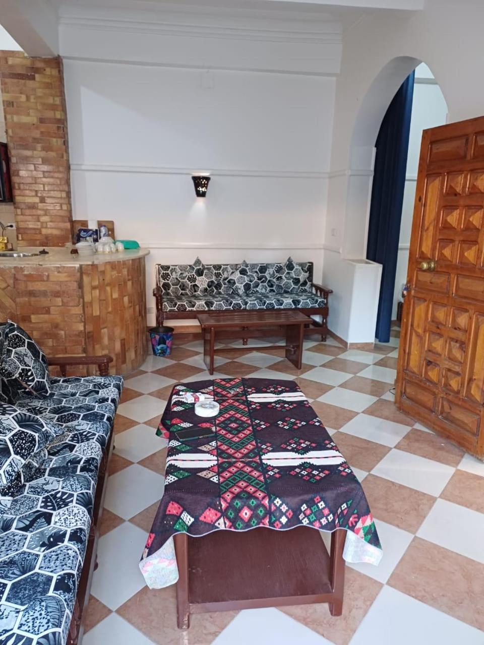 Tara Apartments Луксор Екстериор снимка